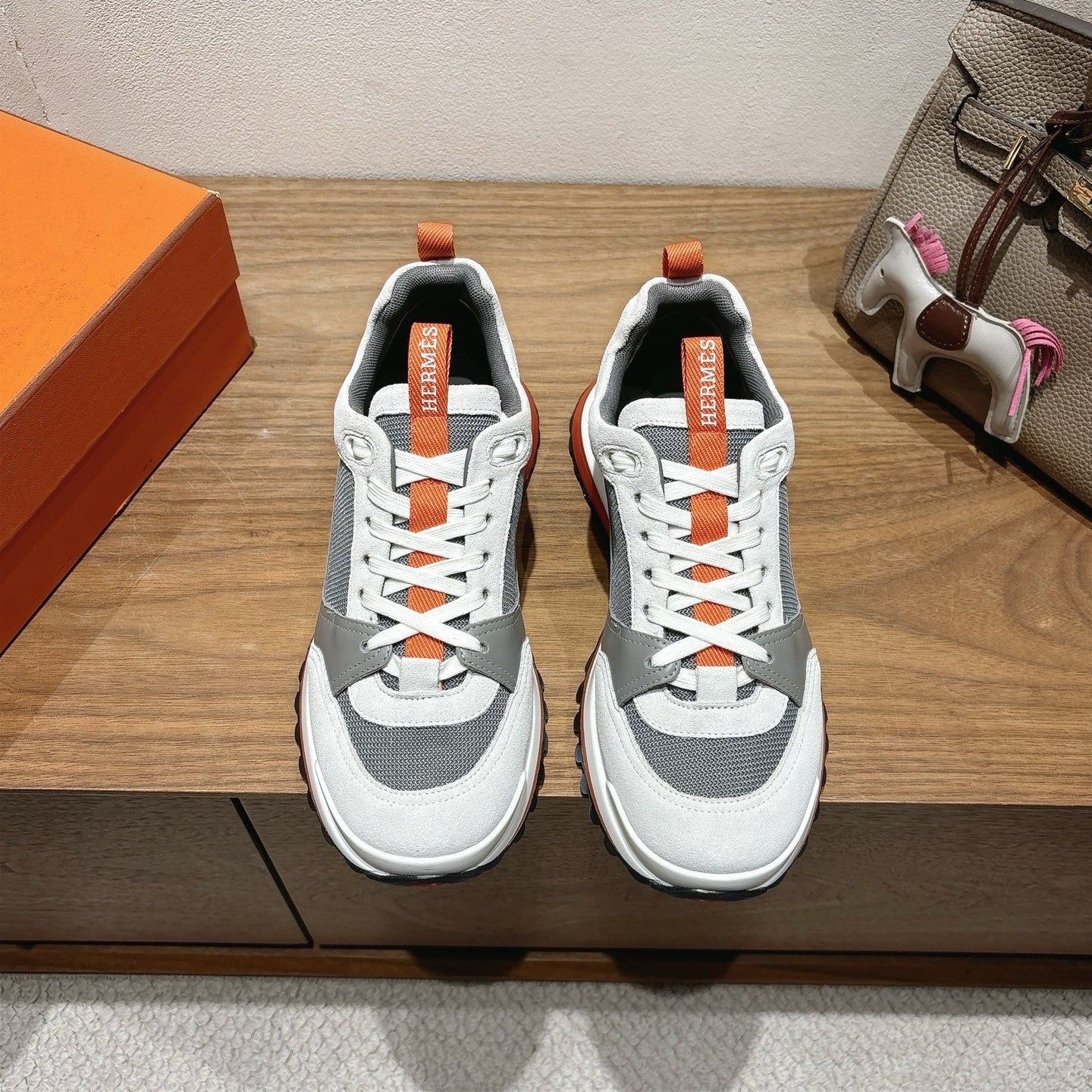 Luxury Shoes Hermes Unisex