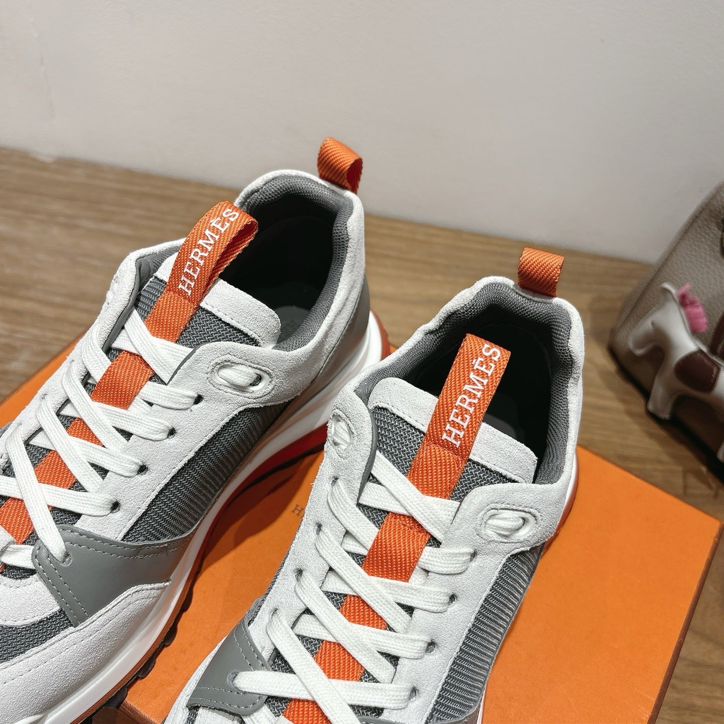 Luxury Shoes Hermes Unisex