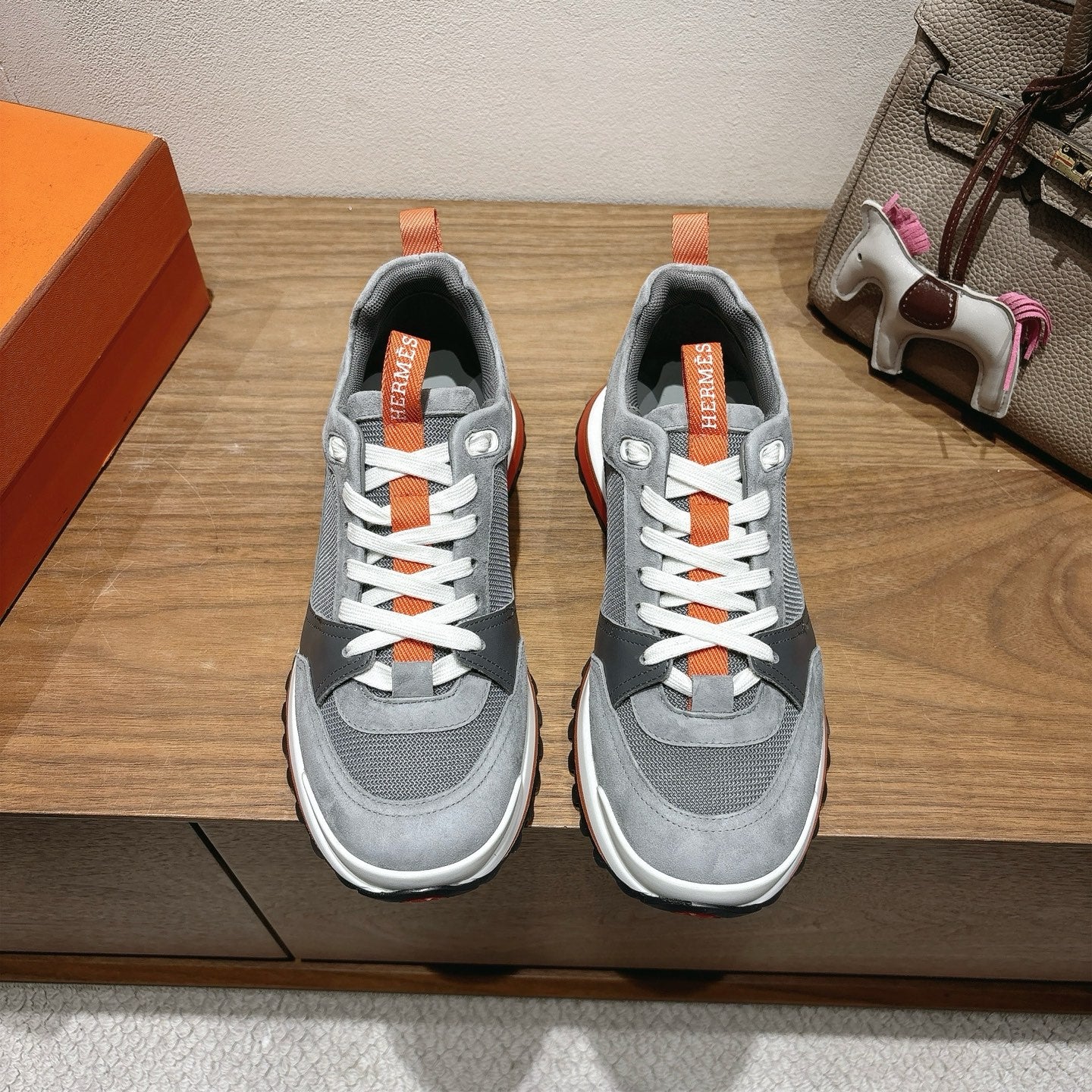 Luxury Shoes Hermes Unisex