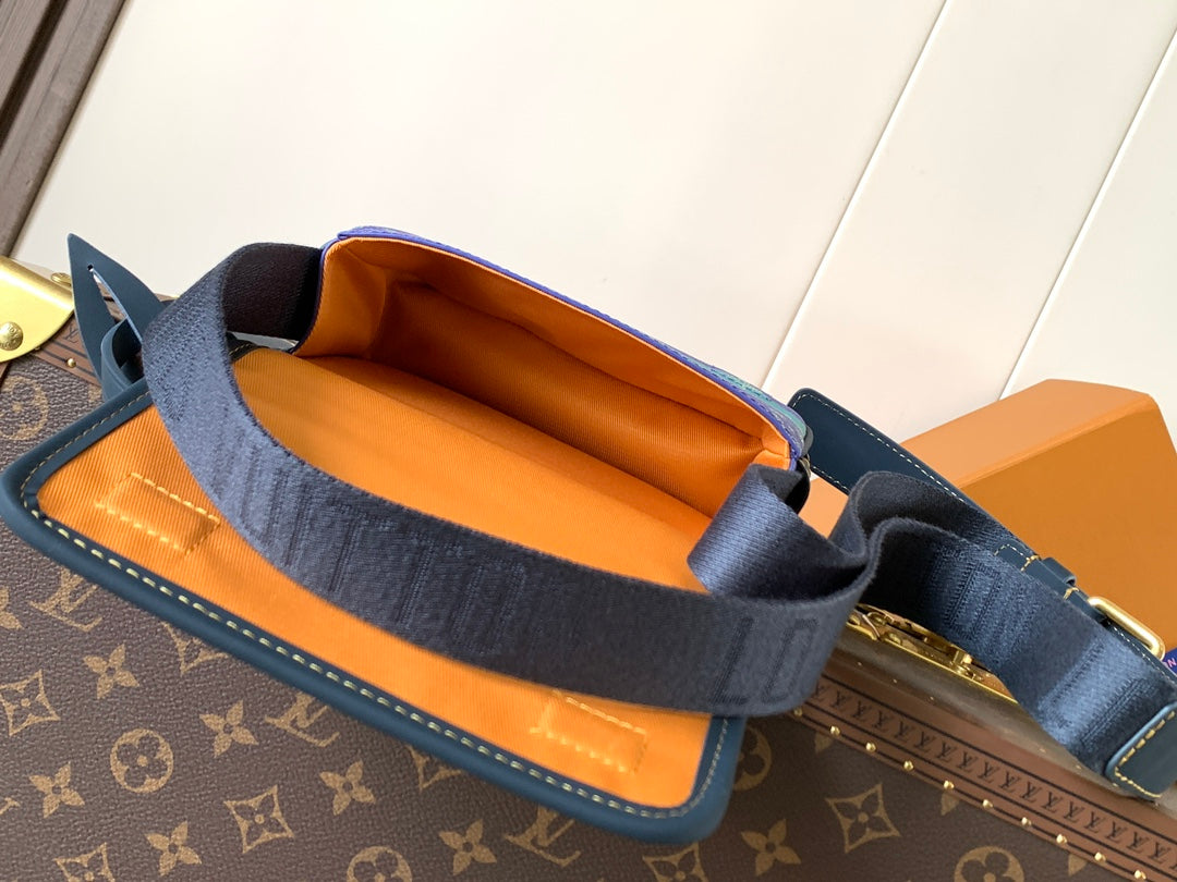 Bags Men Louis Vuitton