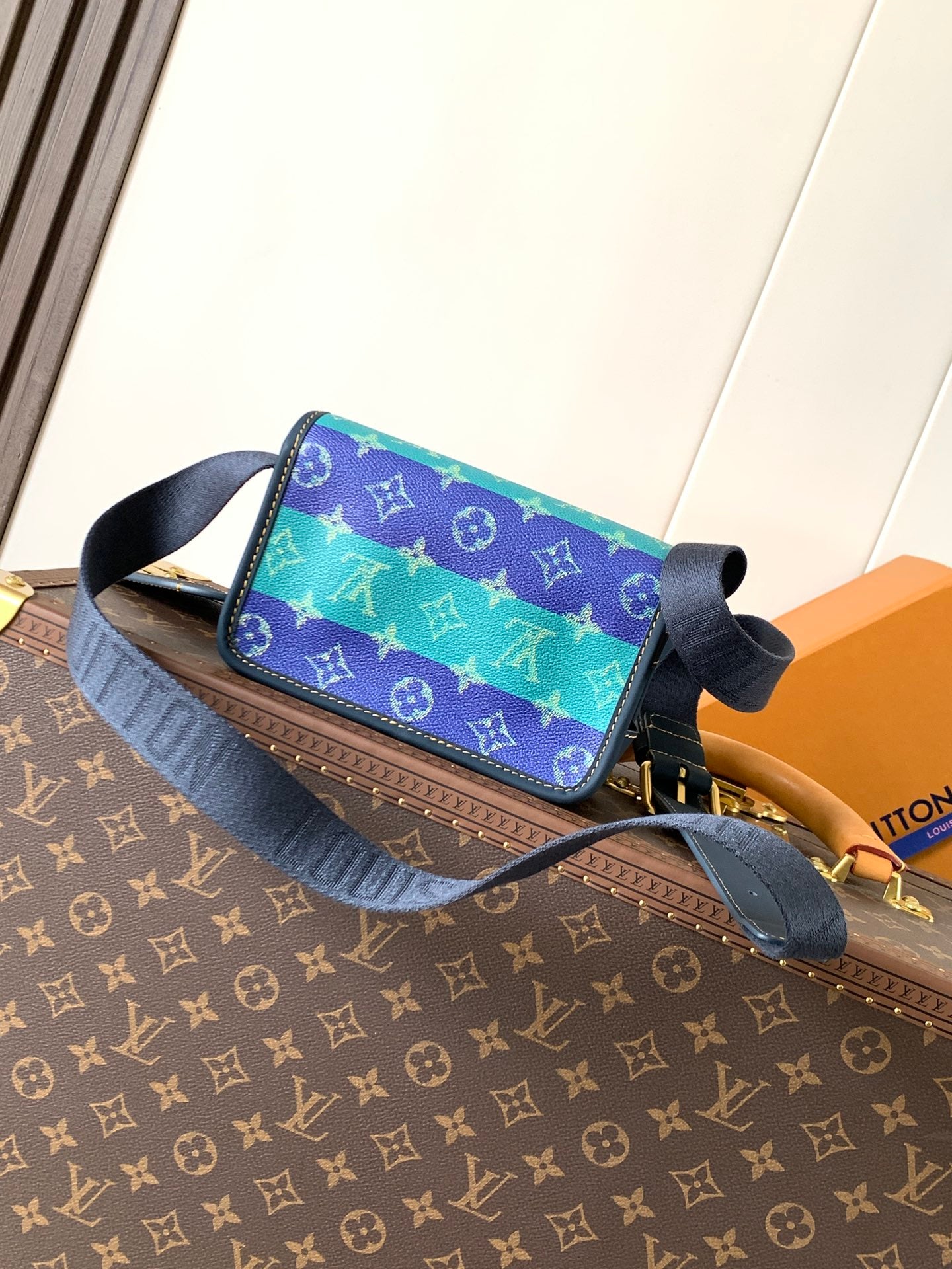 Bags Men Louis Vuitton