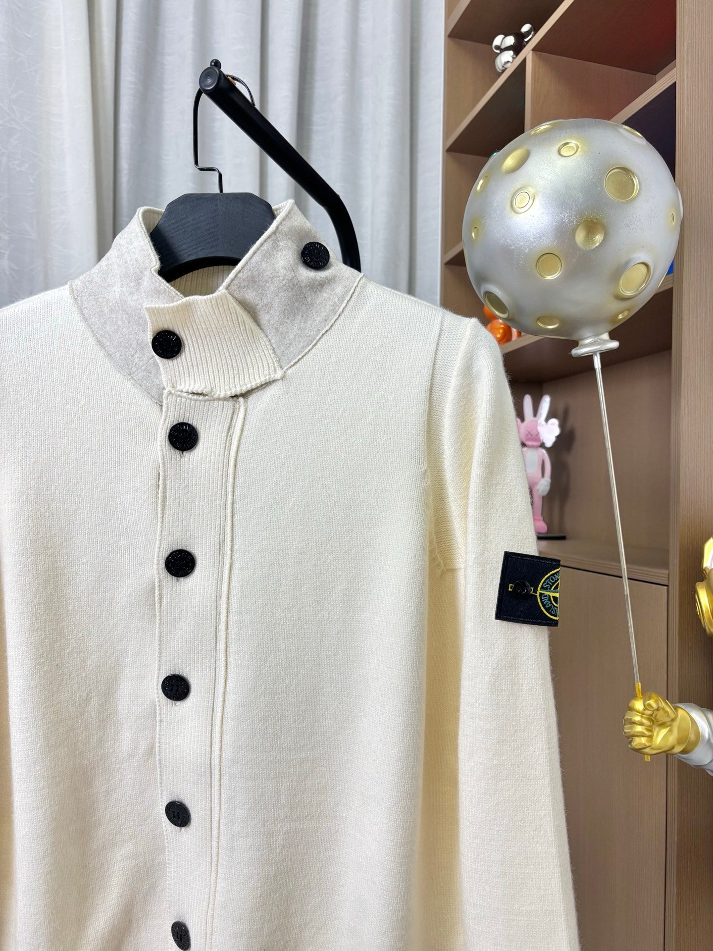 Clothes Stone Island