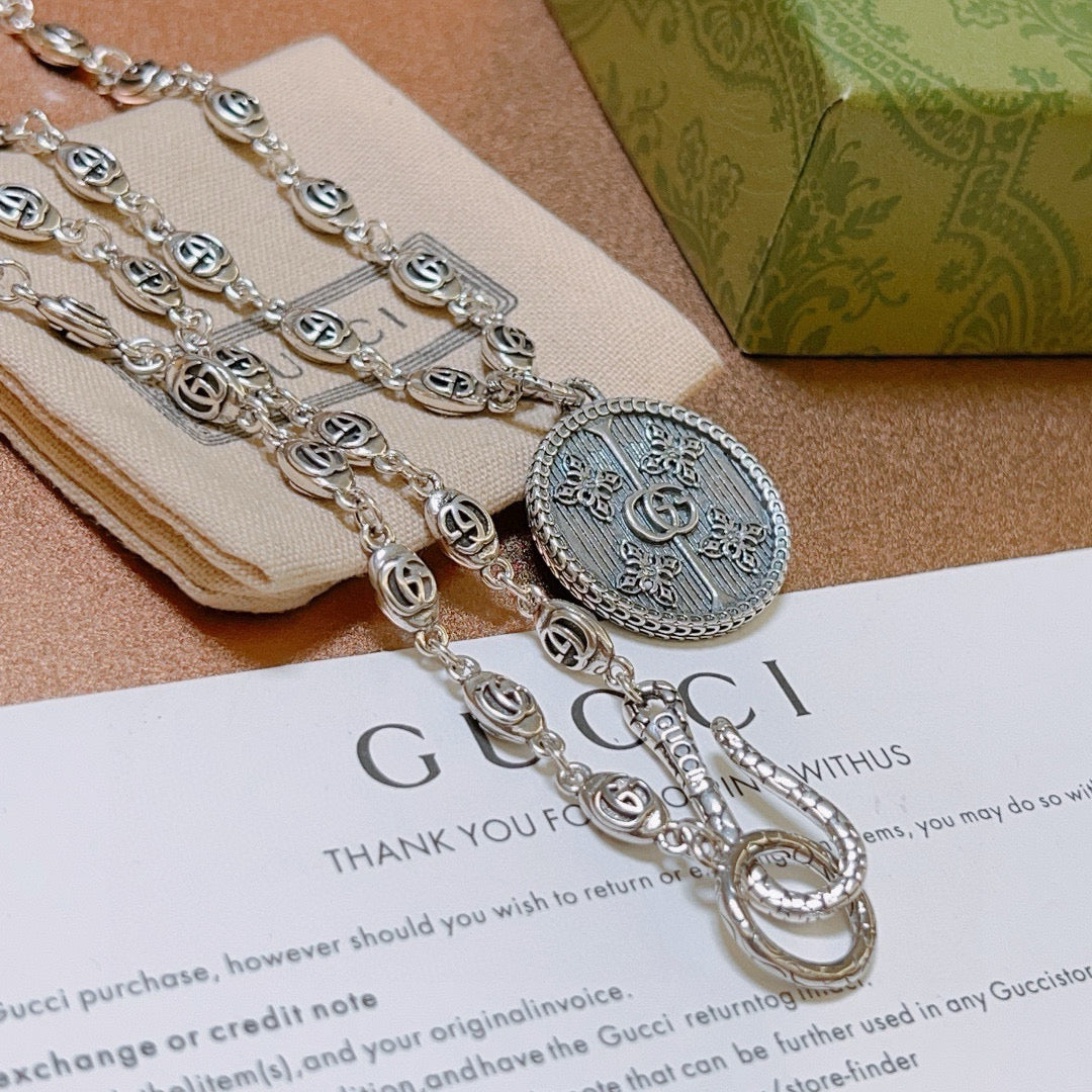 Gucci Accessories