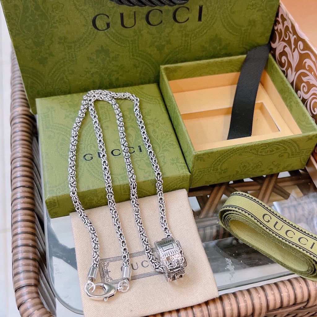 Gucci Accessories