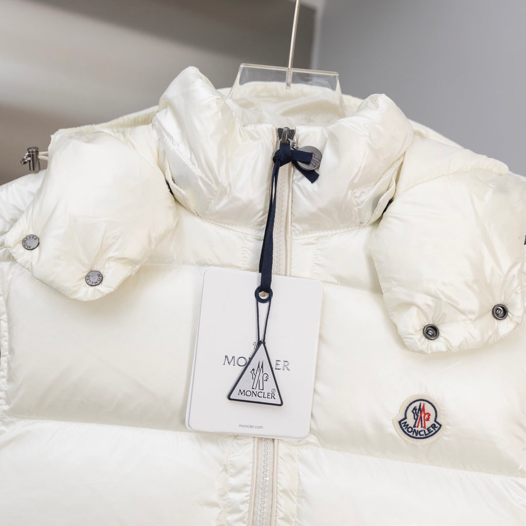 White hooded padded jacket with front zipper and Moncler logo patch