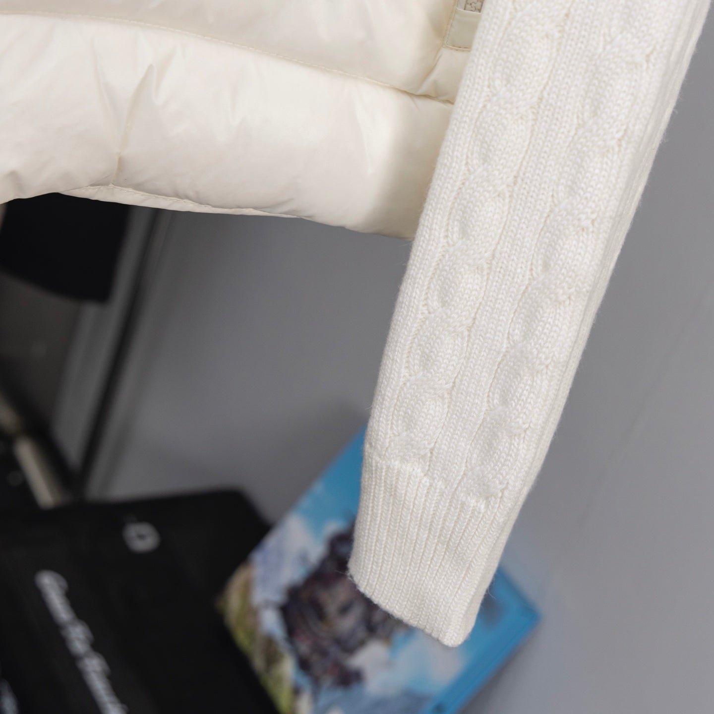 White long puffer jacket sleeve with knit cuff