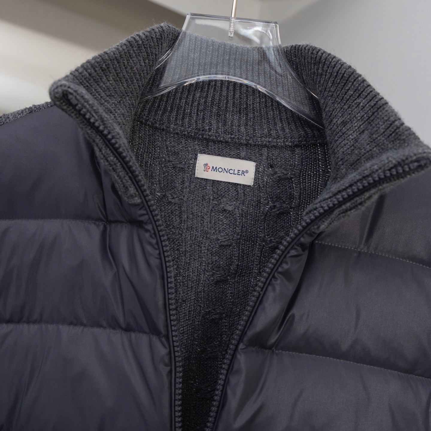 Moncler knit-collar puffer jacket with front logo patch and zip placket