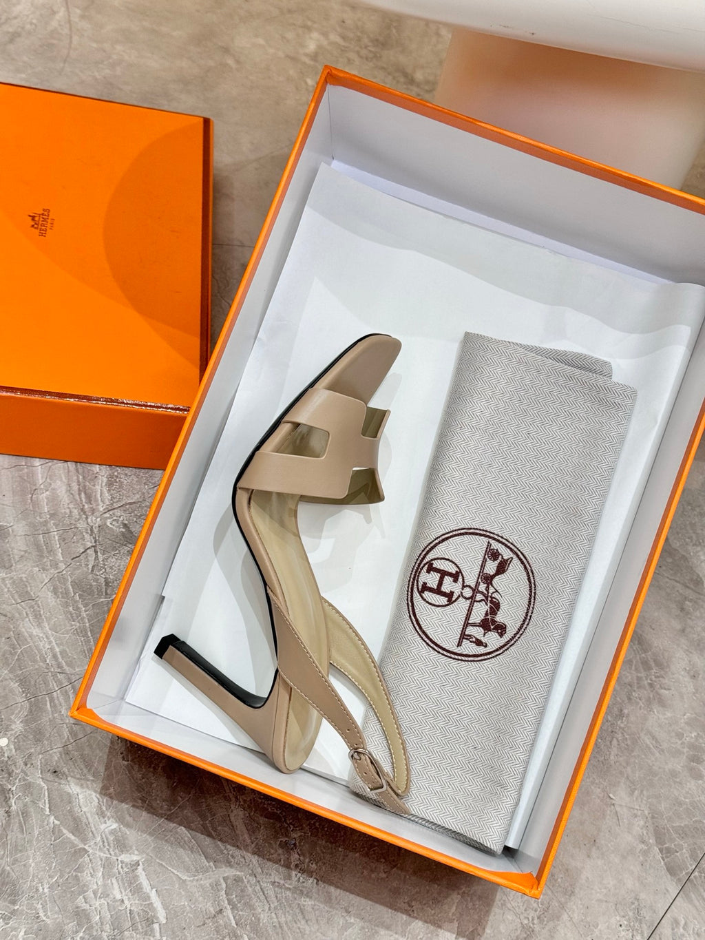 Hermes light beige heeled sandals with dust bag in accessory box
