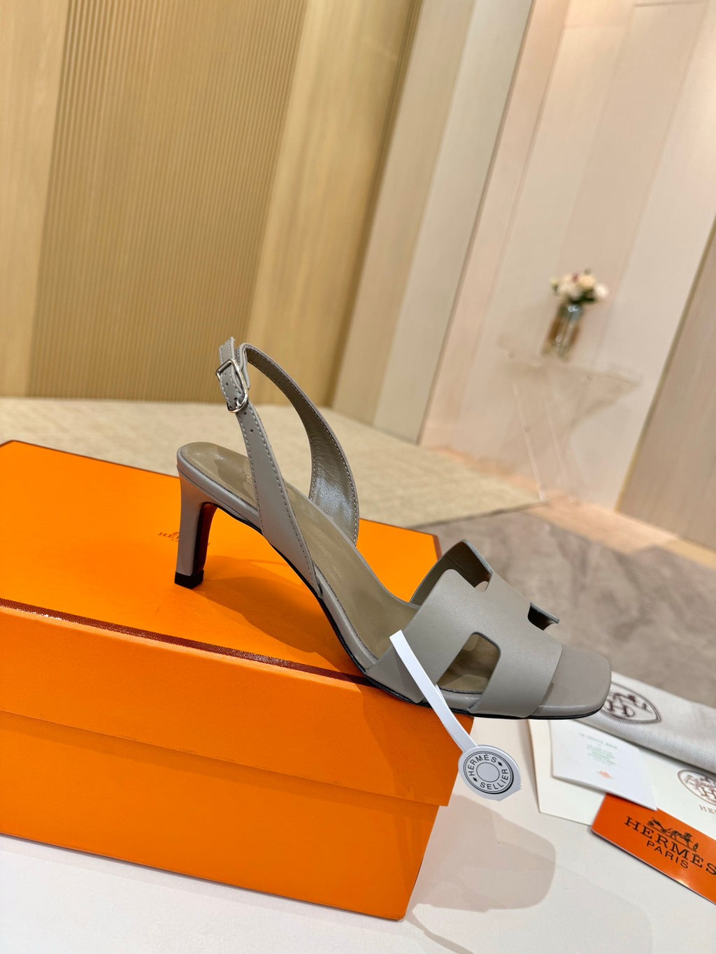 Women’s heeled sandals, light gray with cutout straps and square-toe design
