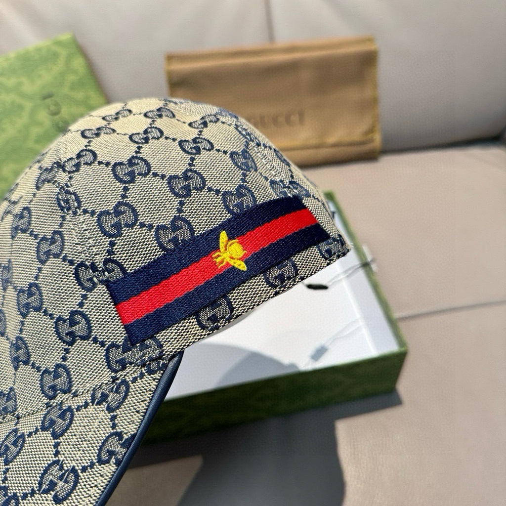 GG monogram cap with red and blue stripe band, bee emblem detail