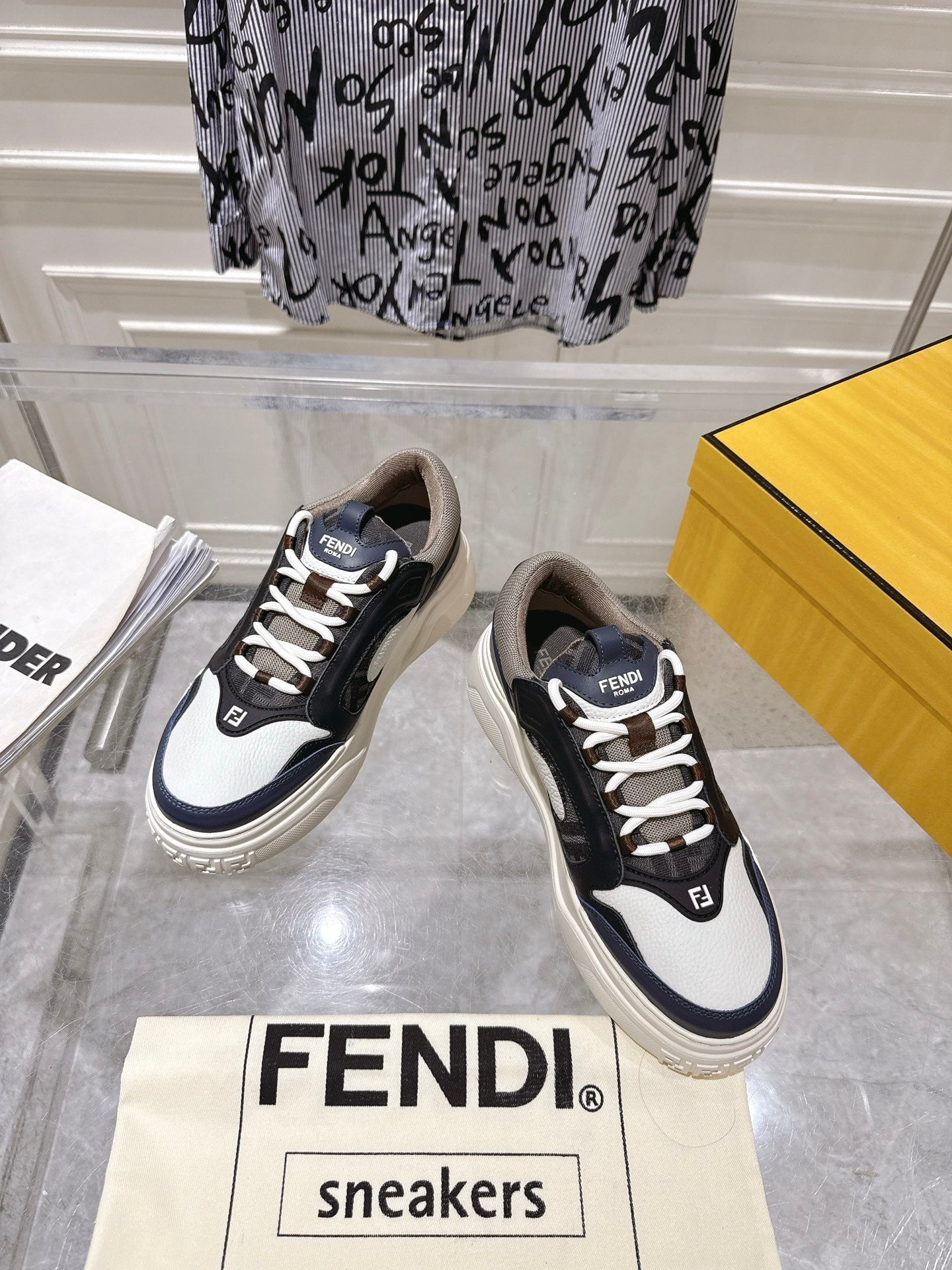 Luxury Shoes Fendi Unisex