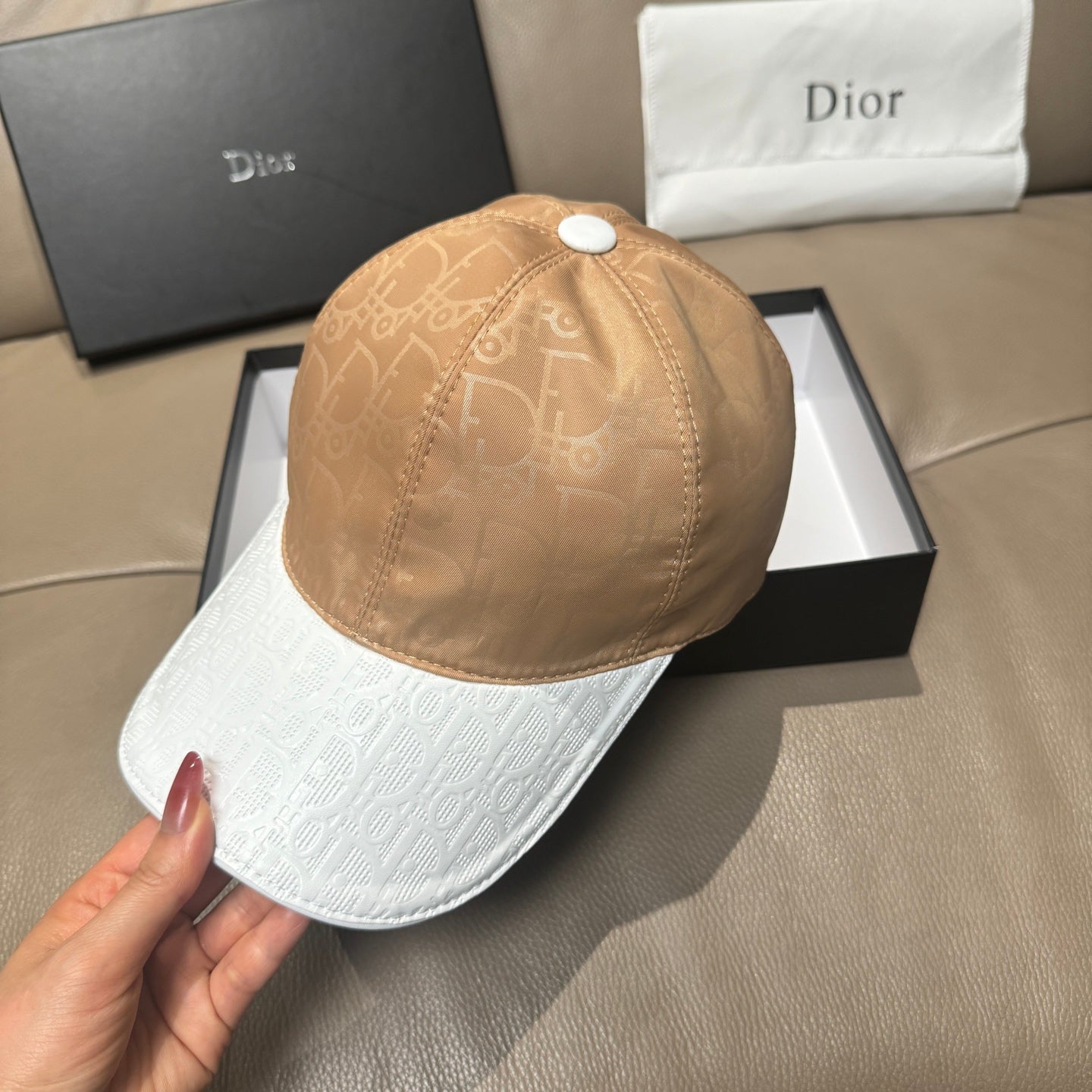 Dior Caps