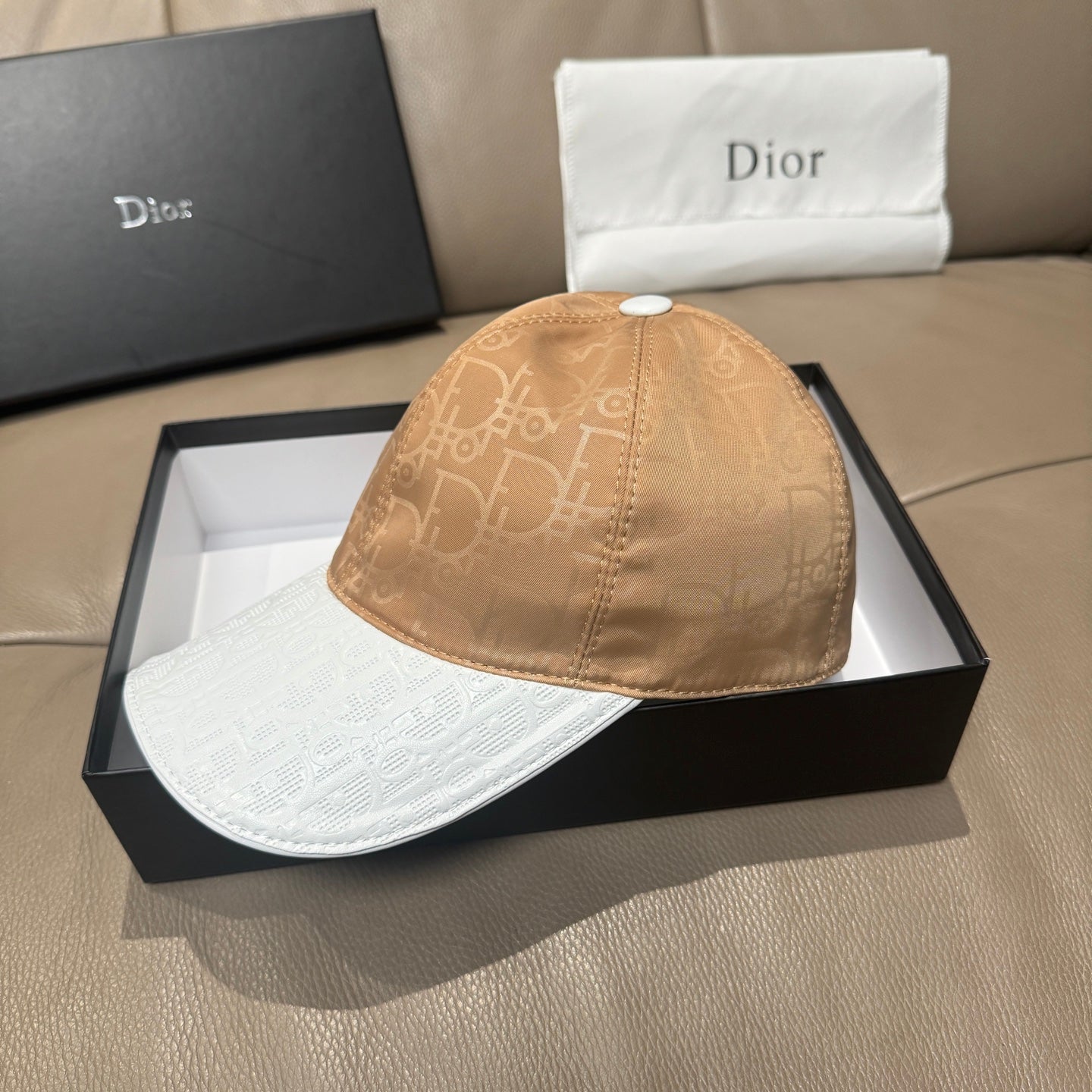 Dior Caps