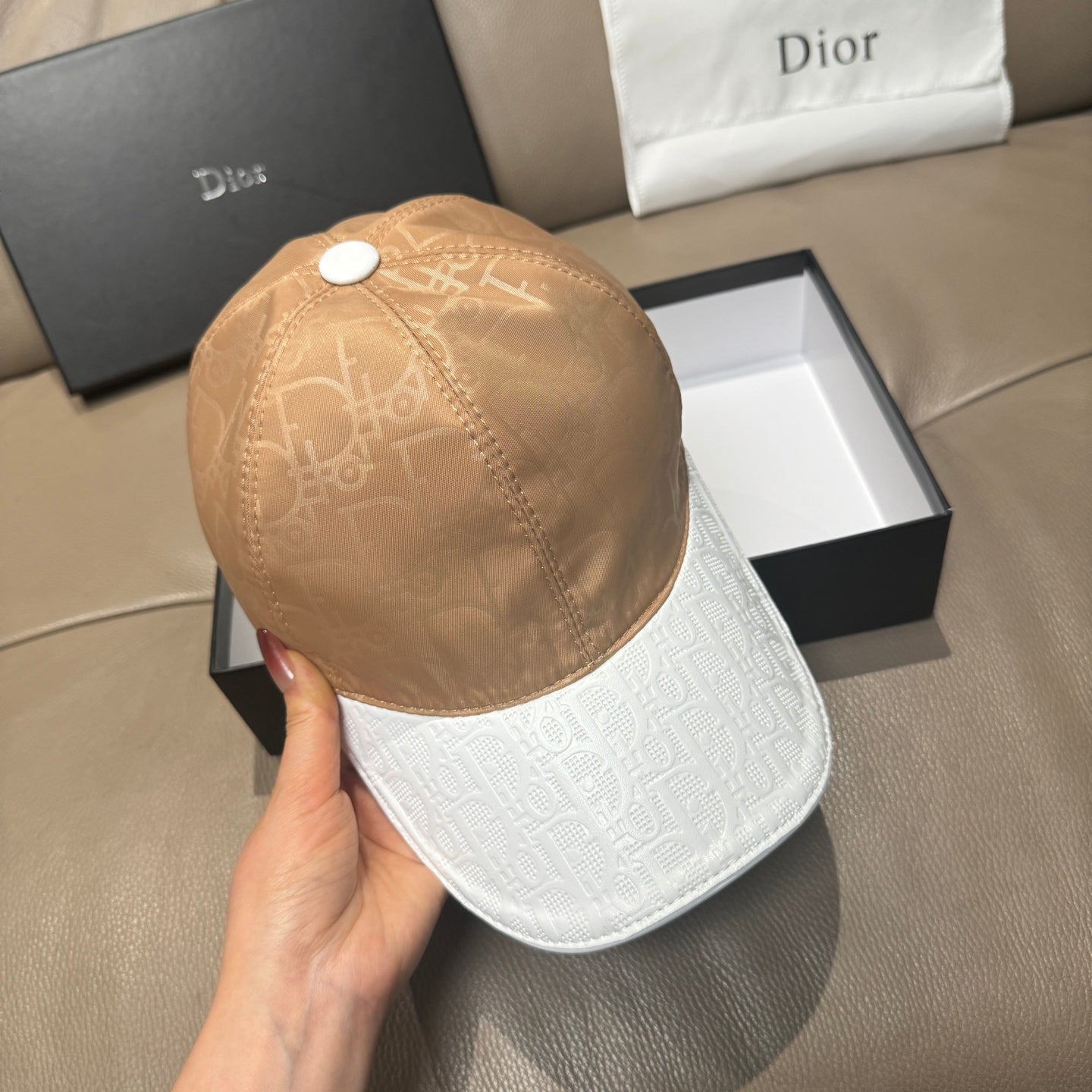 Dior Caps