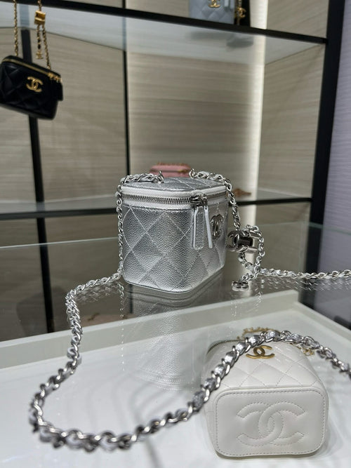 Silver quilted crossbody bag with chain strap and mini flap, CC emblem
