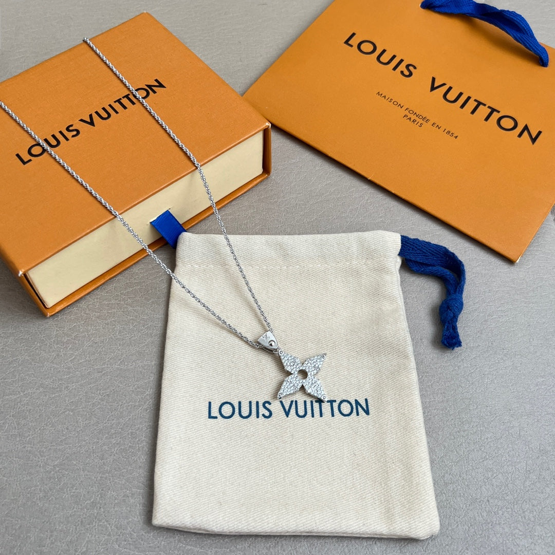 Louis Vuitton Accessories