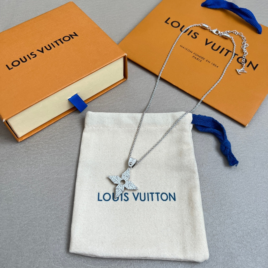 Louis Vuitton Accessories