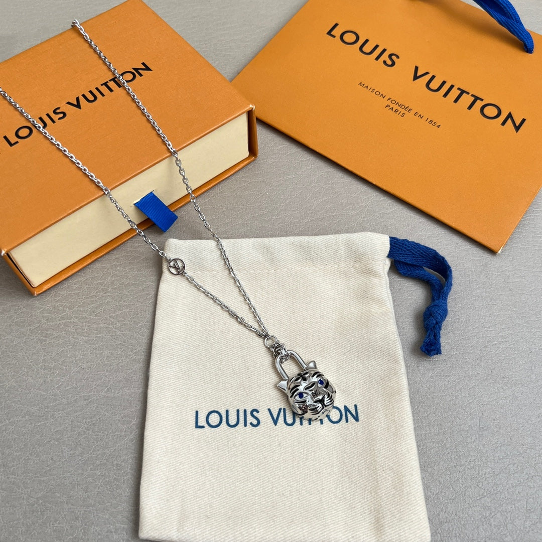Louis Vuitton Accessories