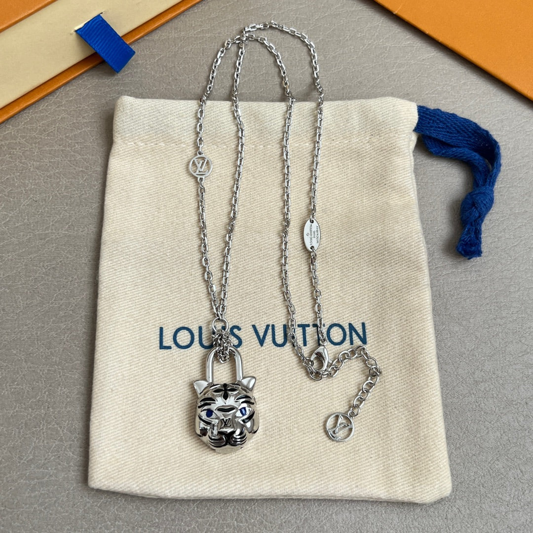Louis Vuitton Accessories