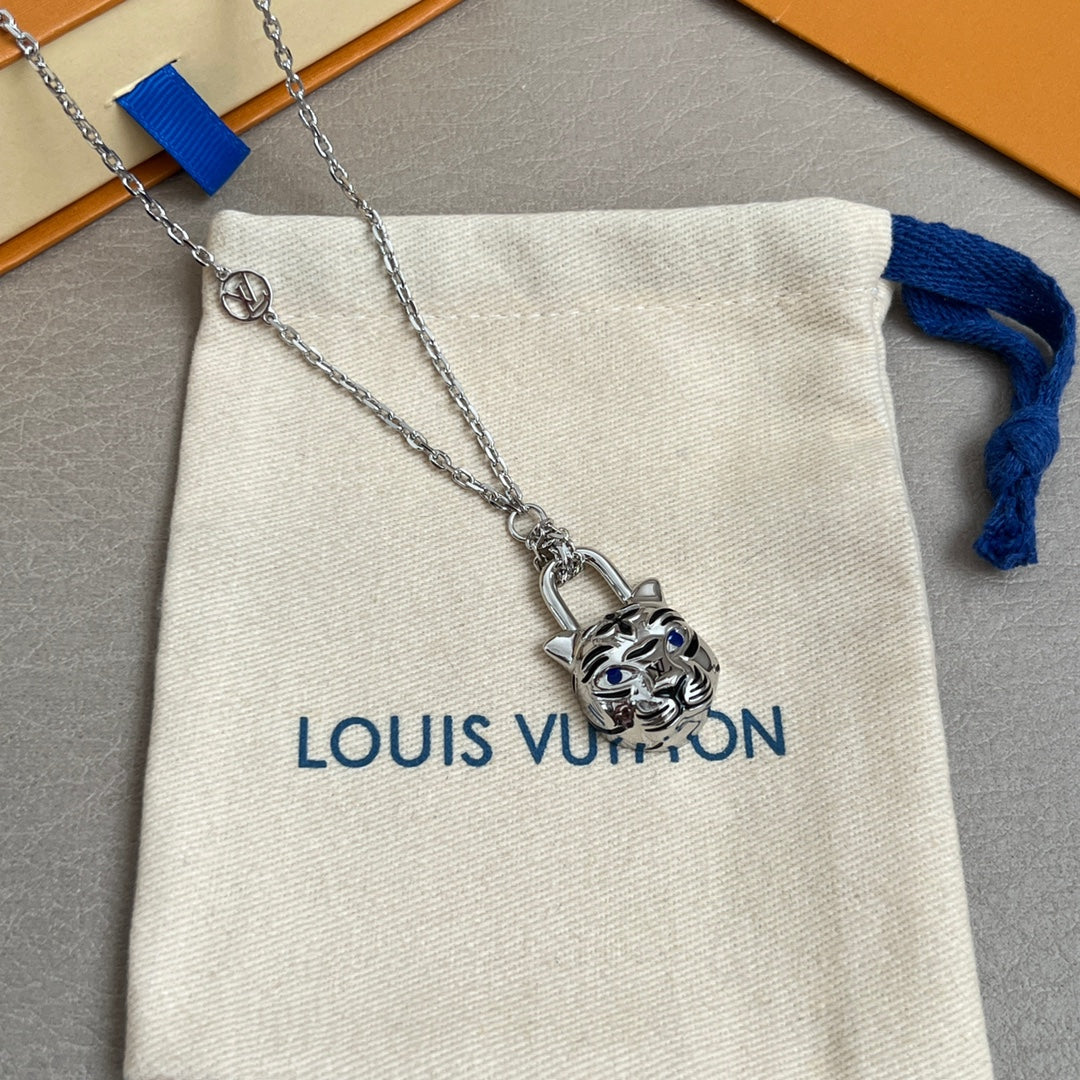 Louis Vuitton Accessories