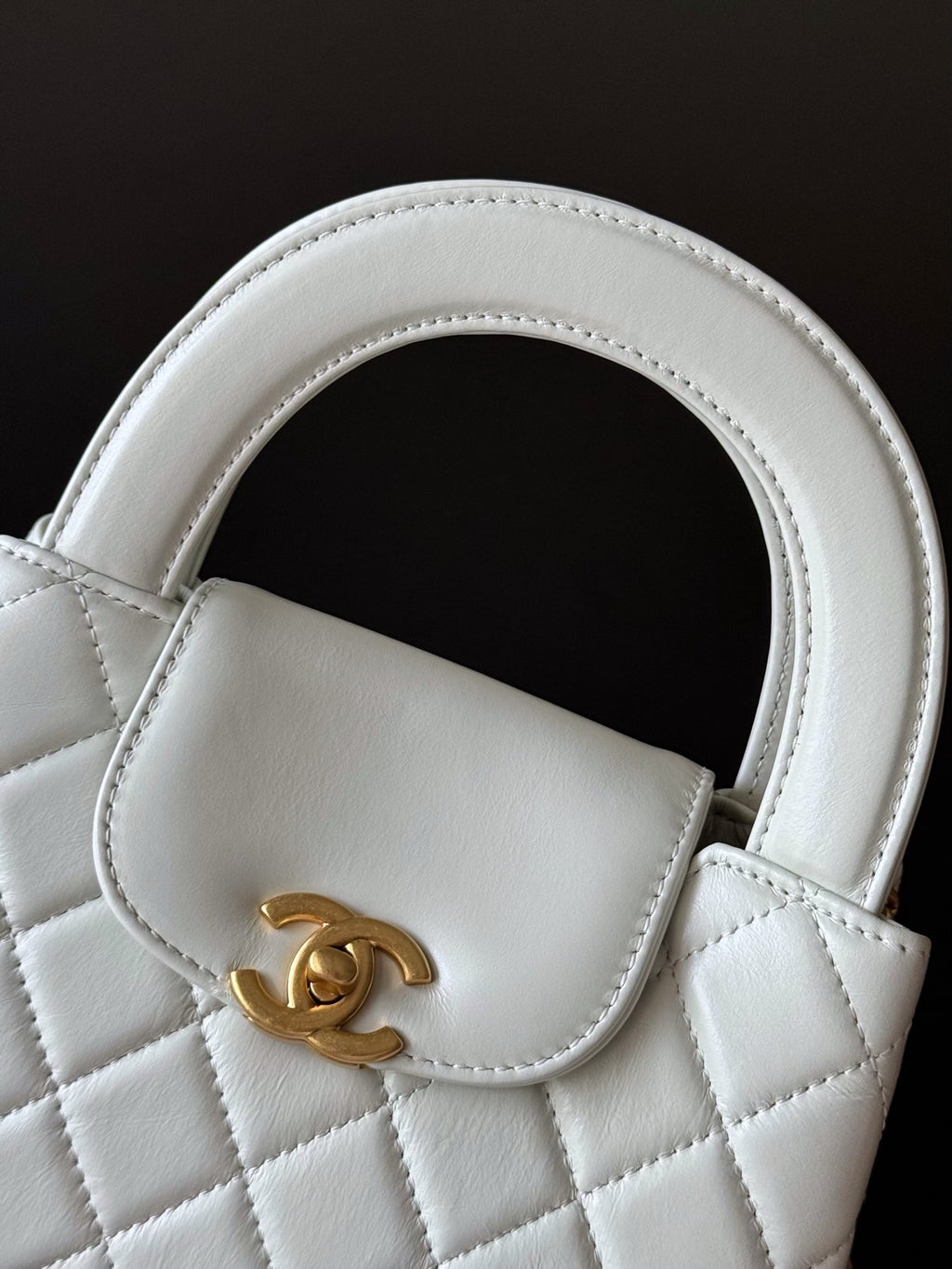 Chanel quilted mini handbag white, curved handle and gold CC clasp