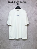 White short-sleeve T-shirt with BALENCIAGA chest logo, crew neck.