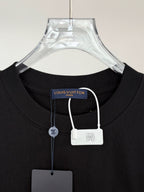 Louis Vuitton short-sleeve T-shirt neckline in black with attached tags
