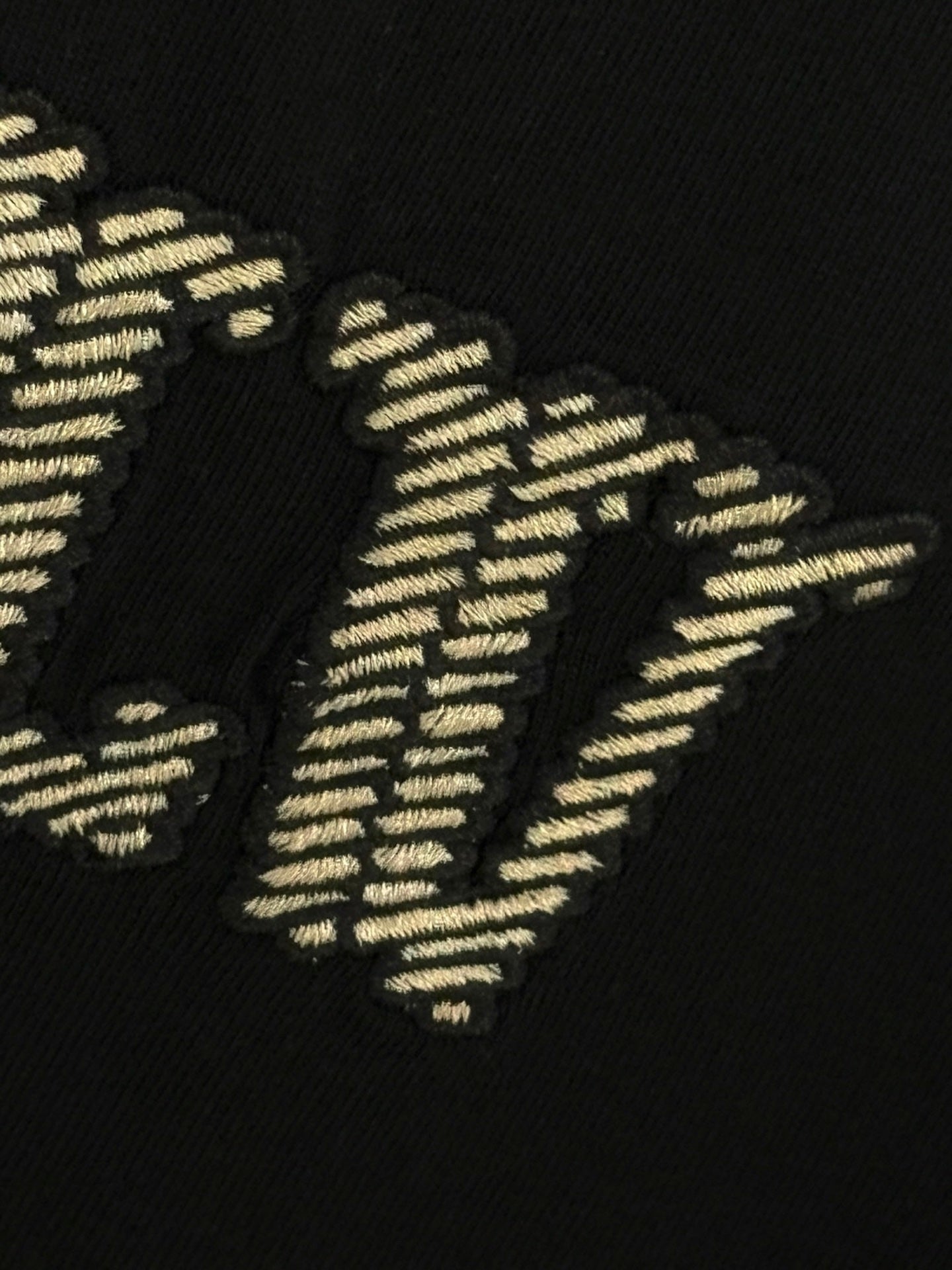 Louis Vuitton short-sleeve T-shirt embroidered LV letters on black knit