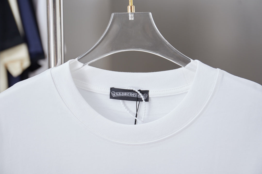 White short-sleeve T-shirt neckline with brand tag inside collar seam
