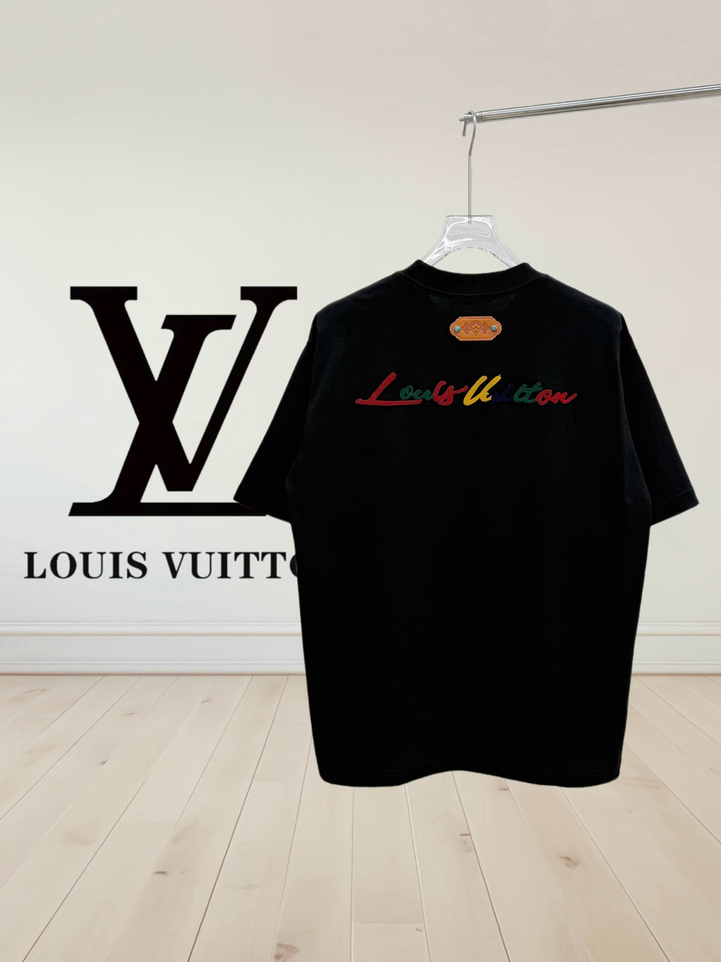 Black short-sleeve shirt with colorful back logo script embroidery