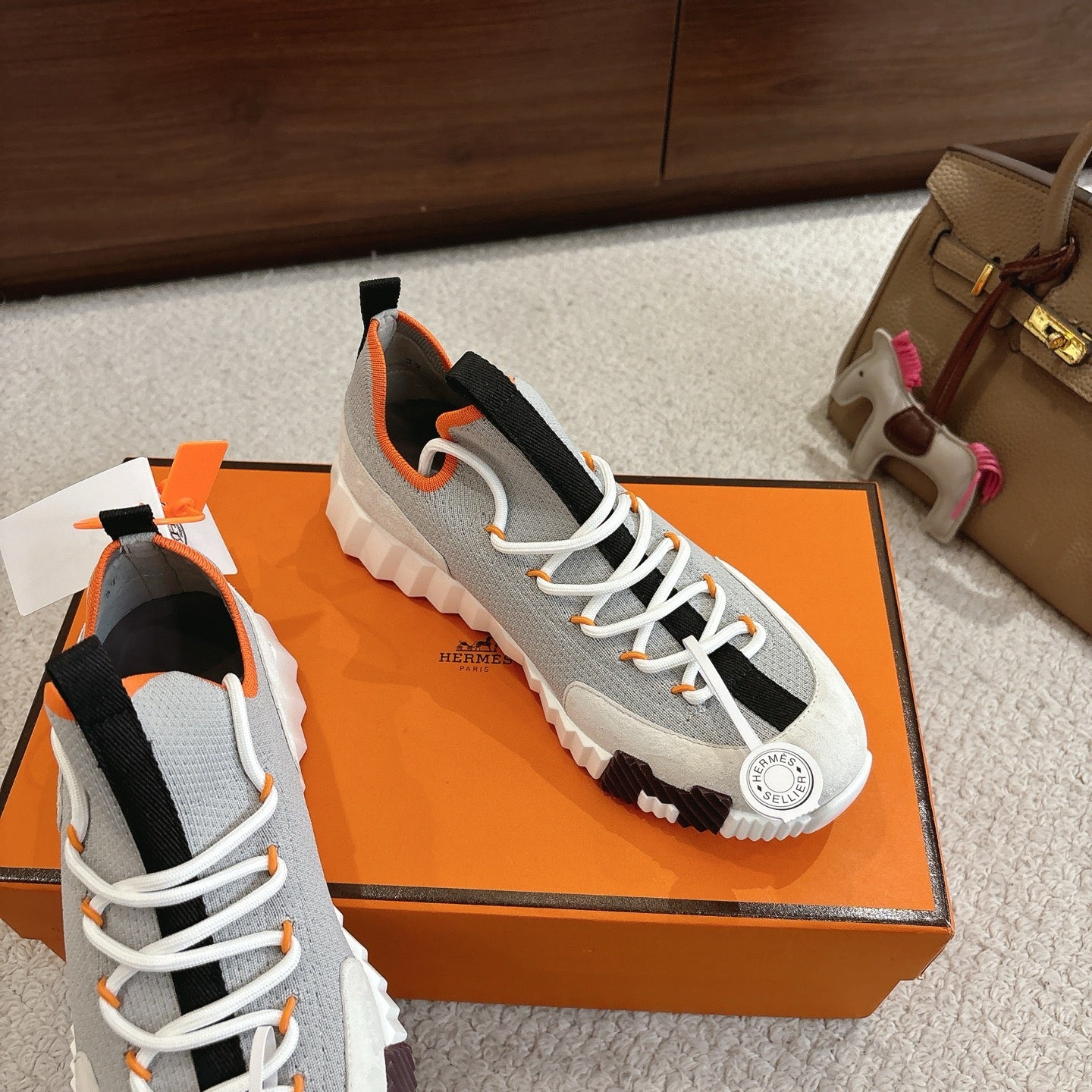 Luxury Shoes Hermes Unisex