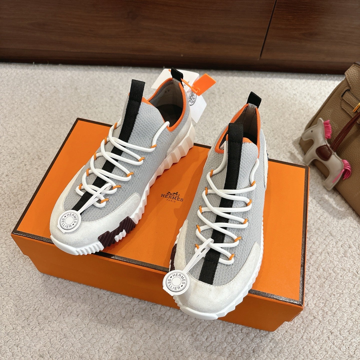 Luxury Shoes Hermes Unisex