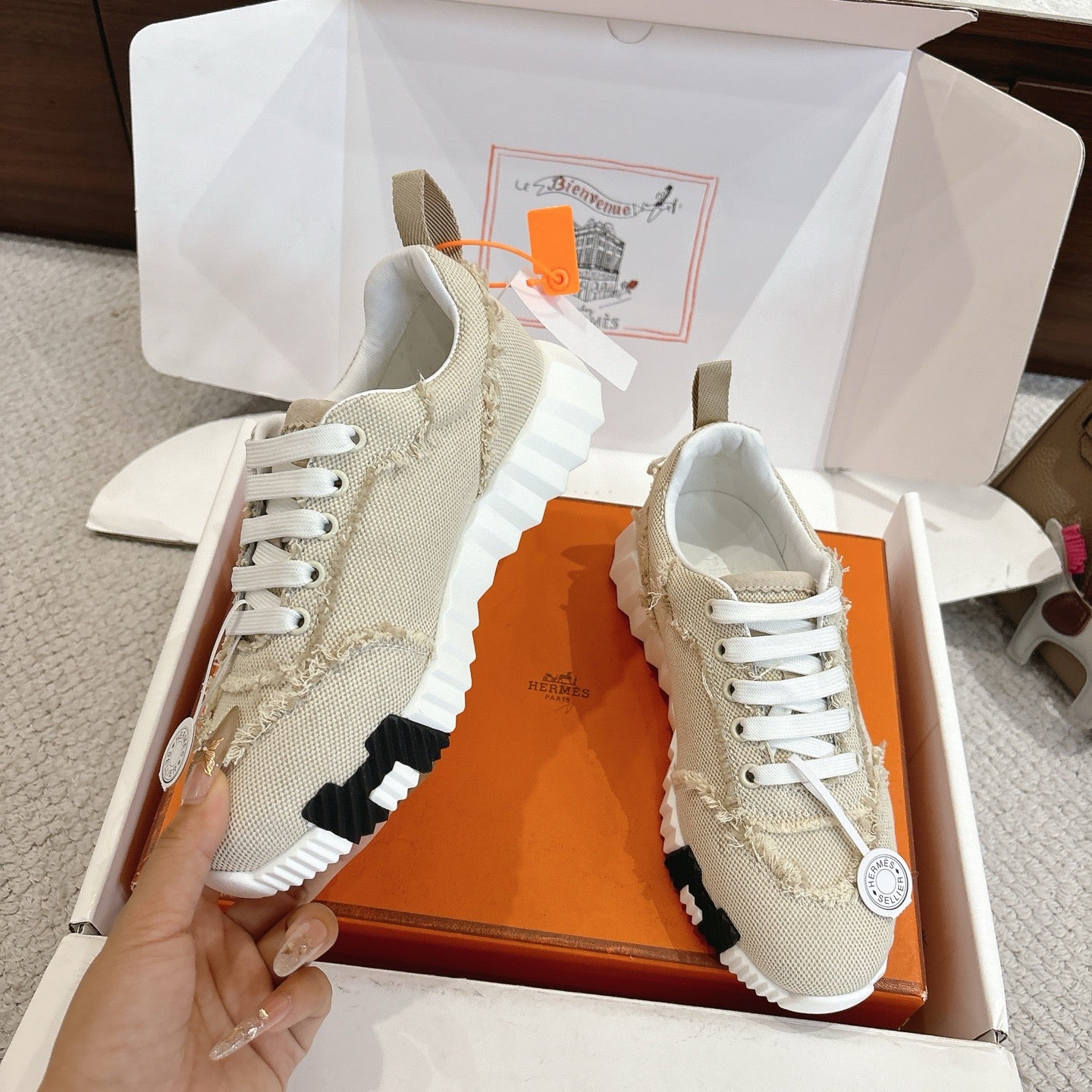 Luxury Shoes Hermes Unisex