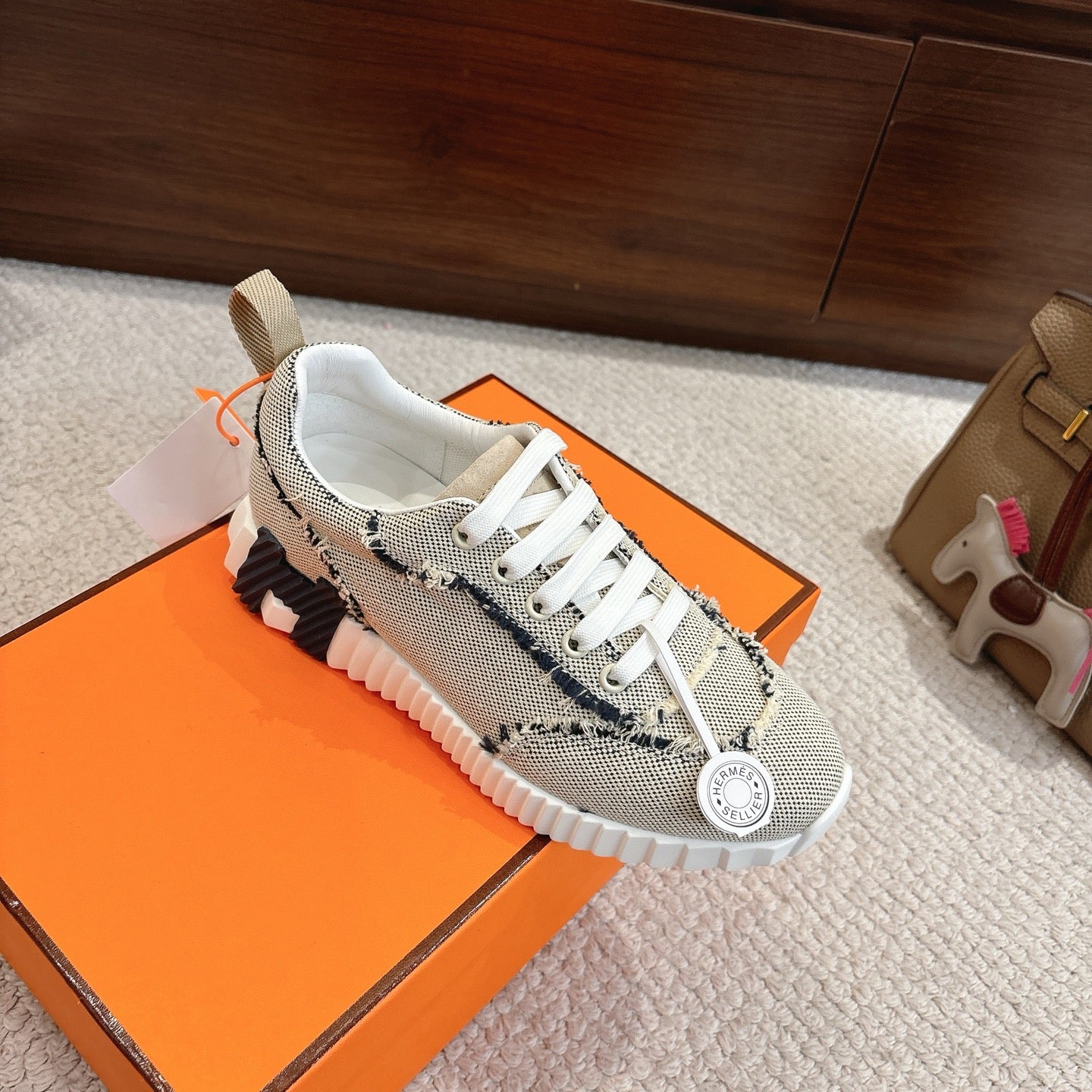 Luxury Shoes Hermes Unisex