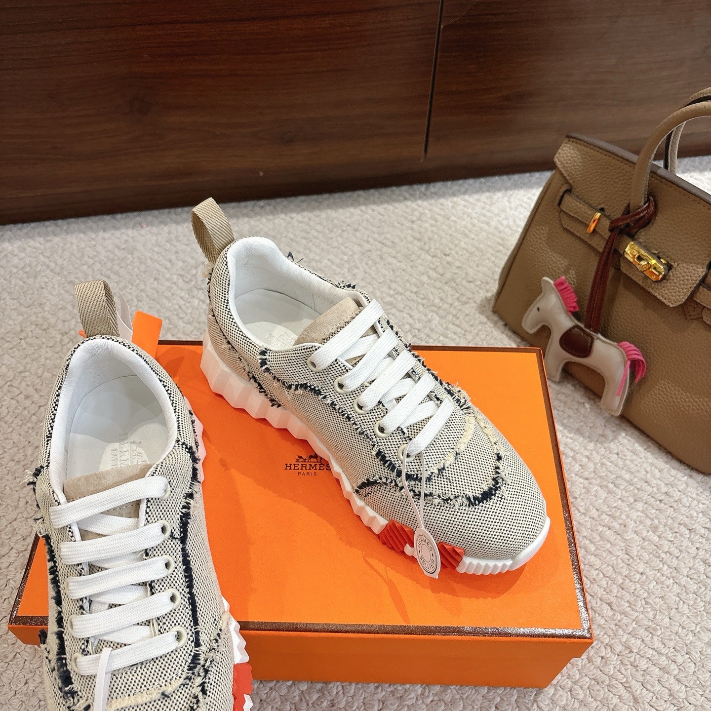 Luxury Shoes Hermes Unisex