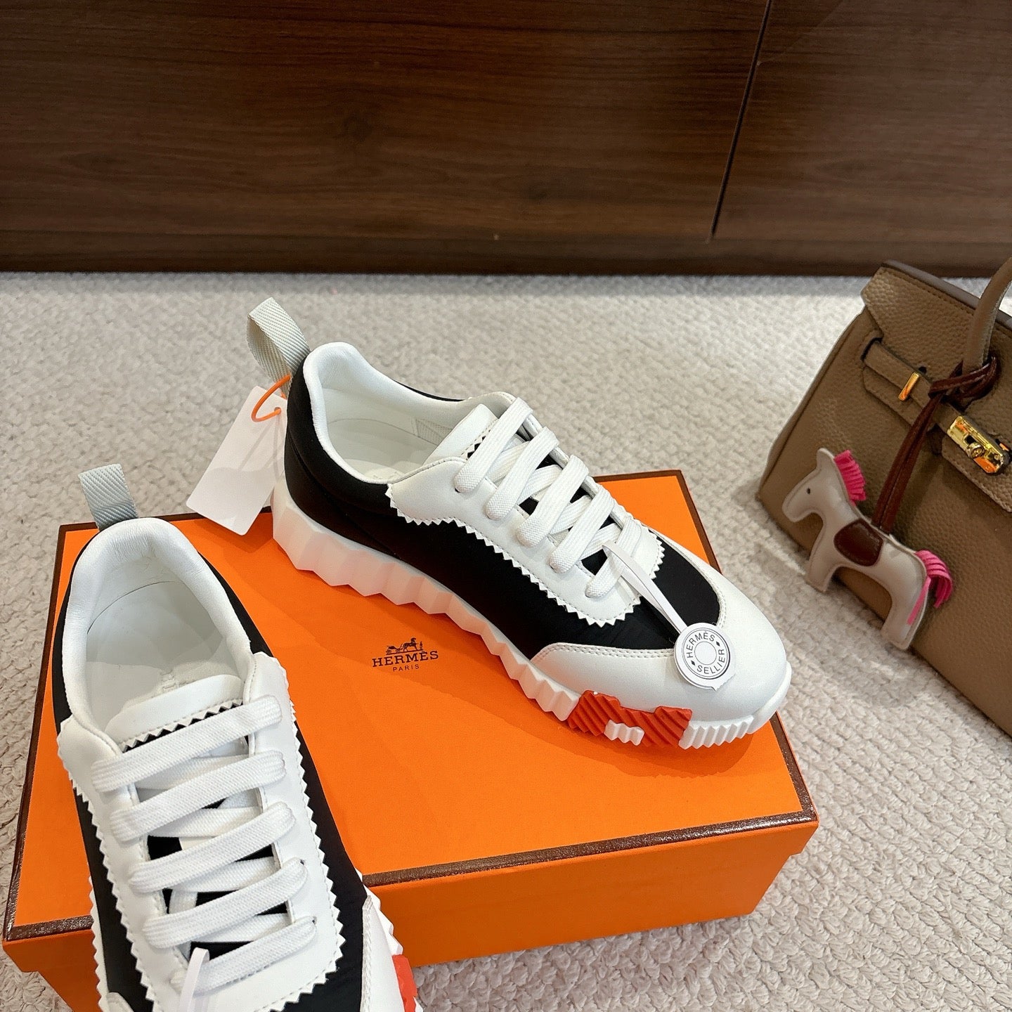 Luxury Shoes Hermes Unisex