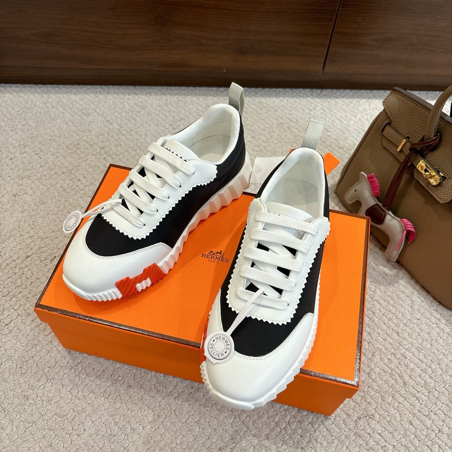 Luxury Shoes Hermes Unisex