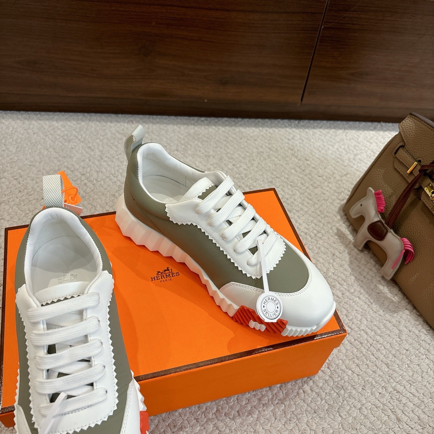 Luxury Shoes Hermes Unisex