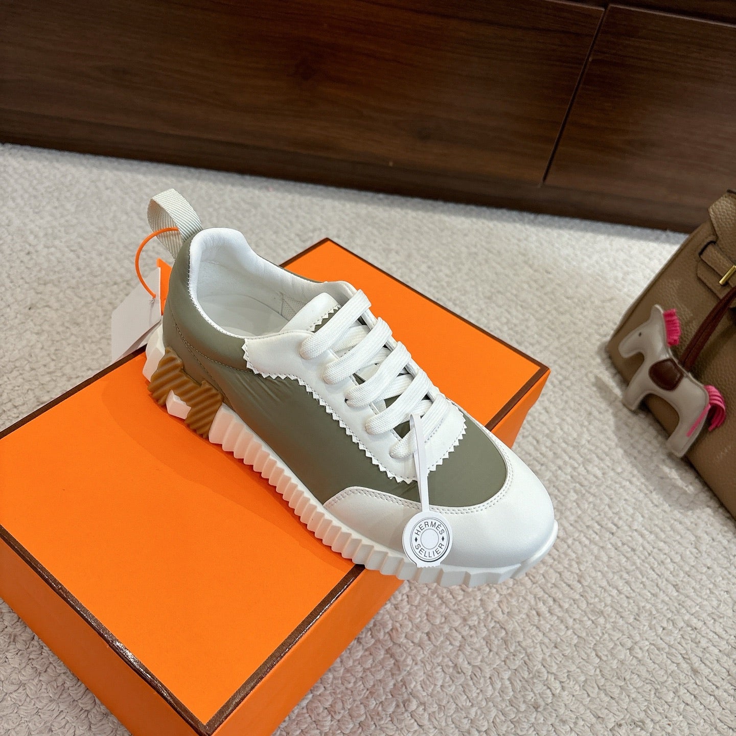 Luxury Shoes Hermes Unisex