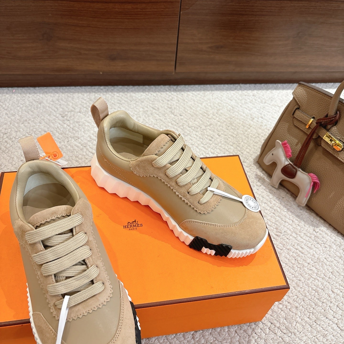 Luxury Shoes Hermes Unisex
