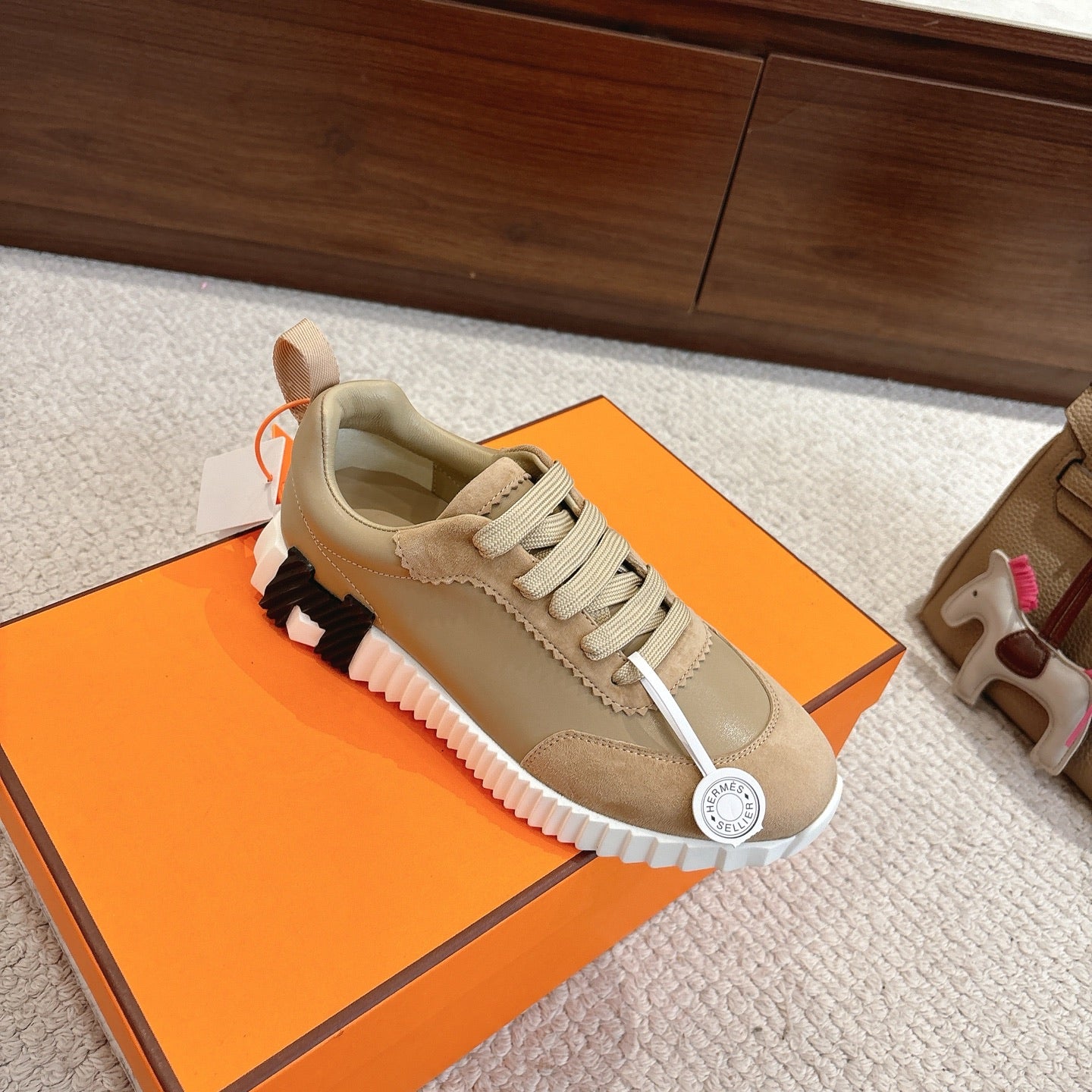 Luxury Shoes Hermes Unisex