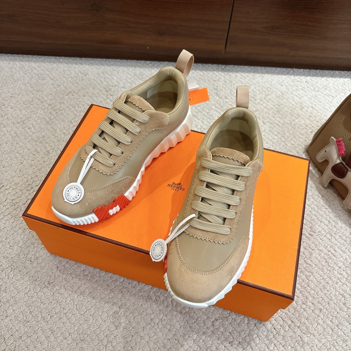 Luxury Shoes Hermes Unisex