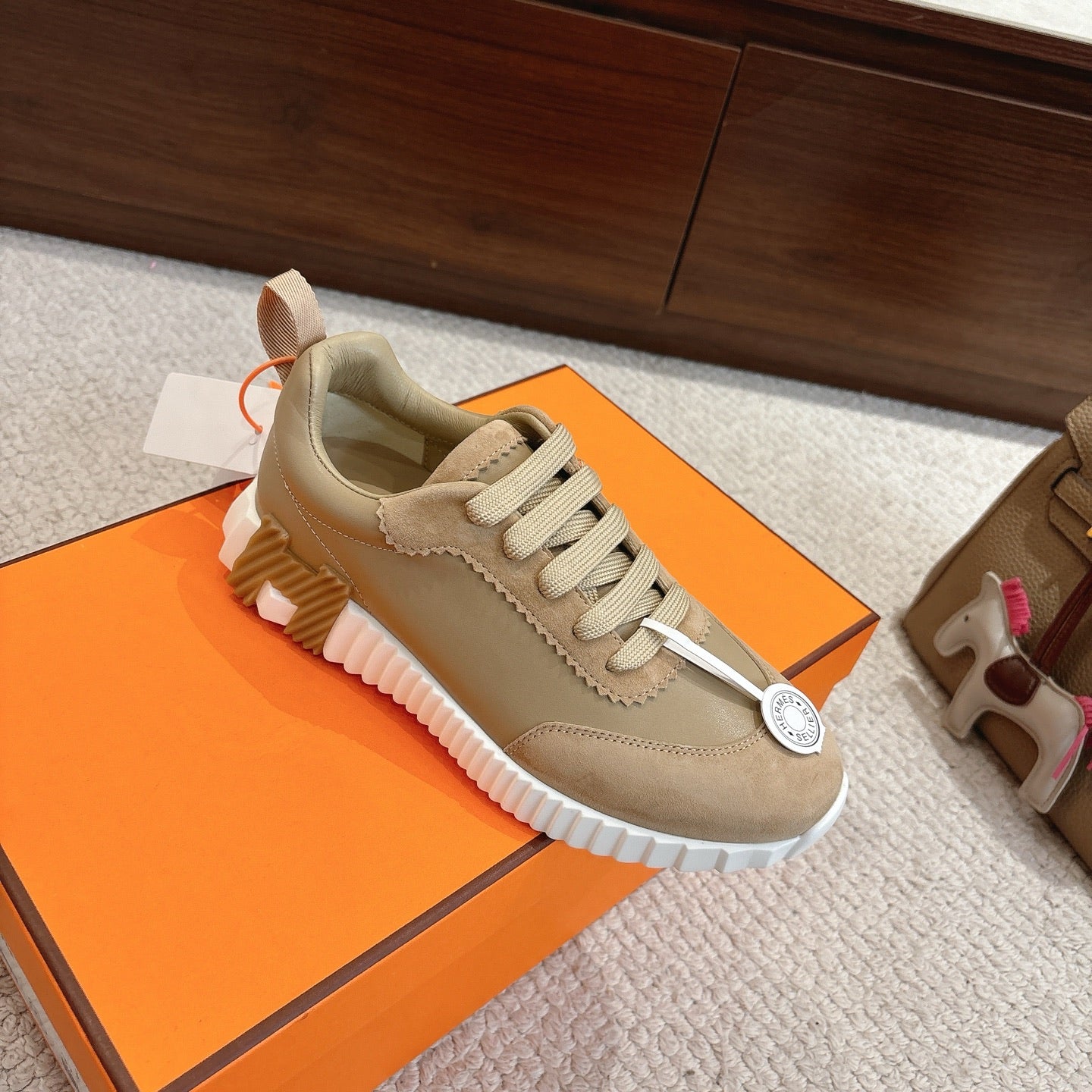 Luxury Shoes Hermes Unisex
