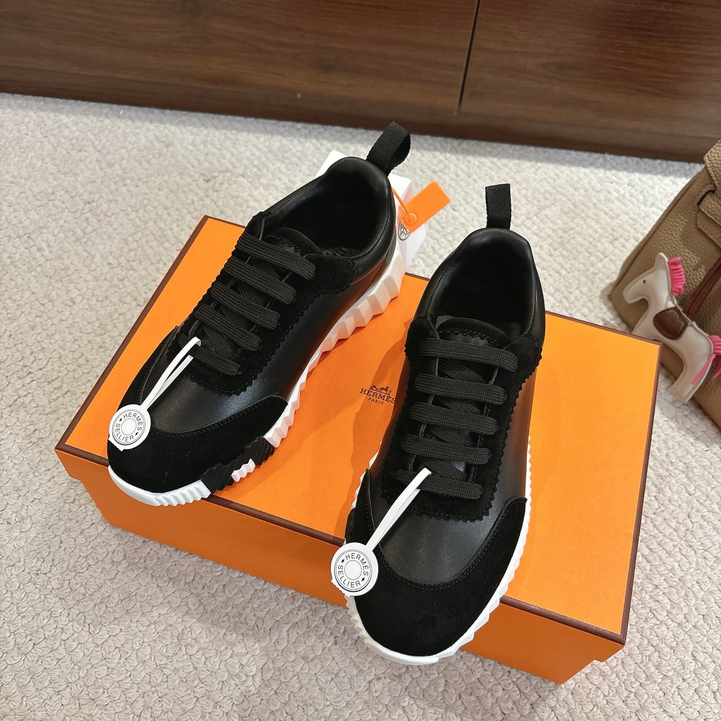 Luxury Shoes Hermes Unisex