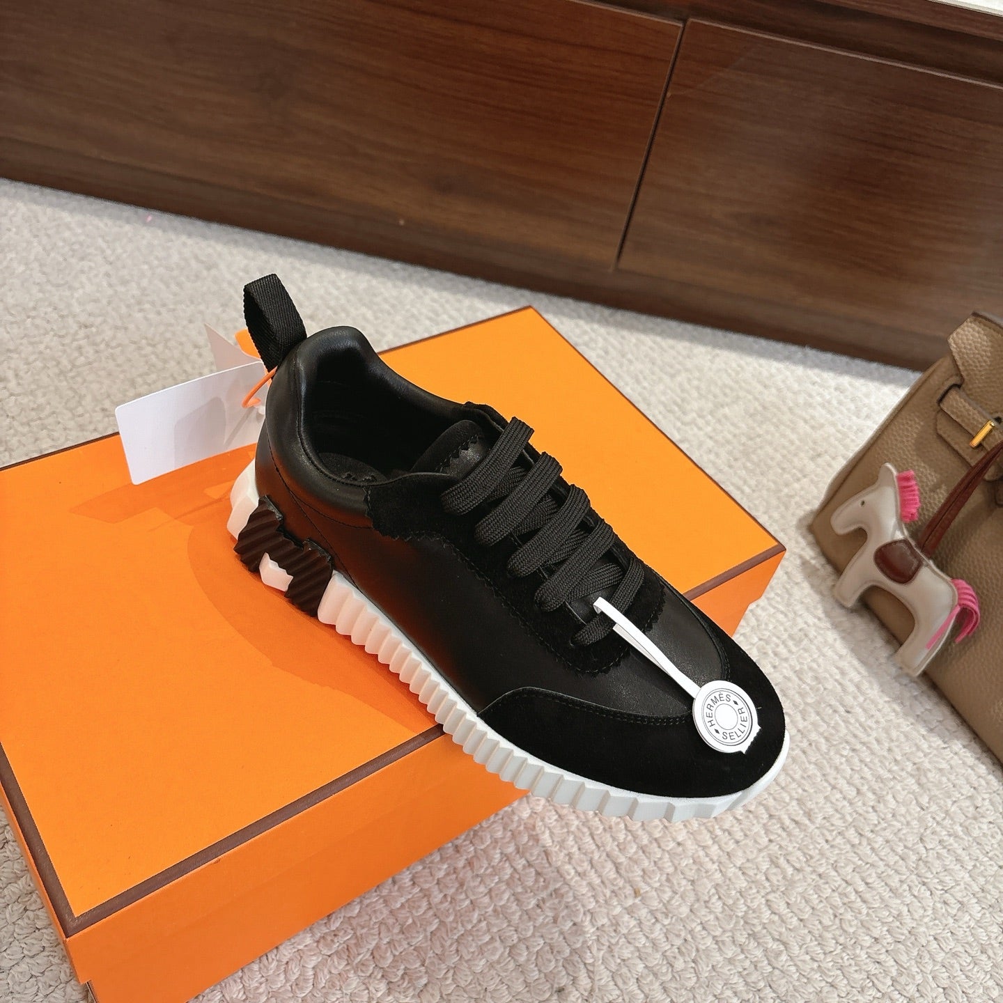 Luxury Shoes Hermes Unisex
