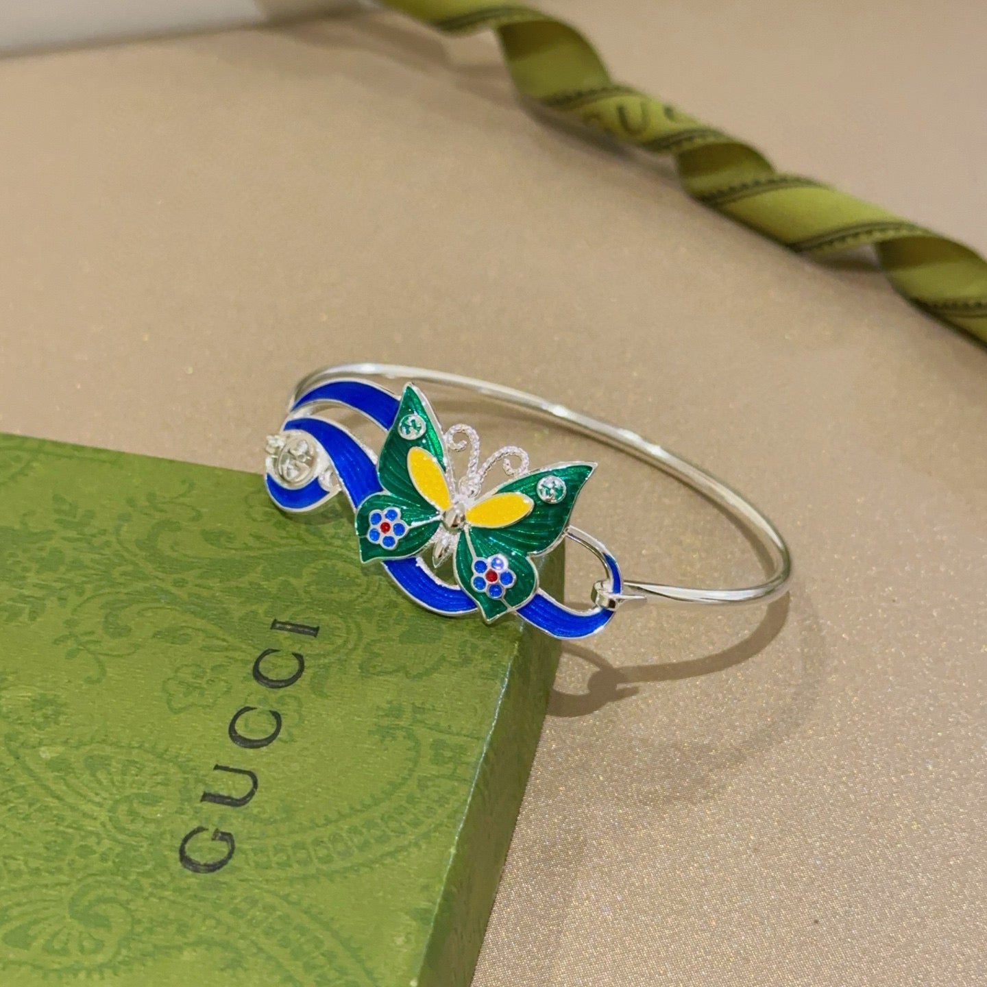 Gucci Accessories