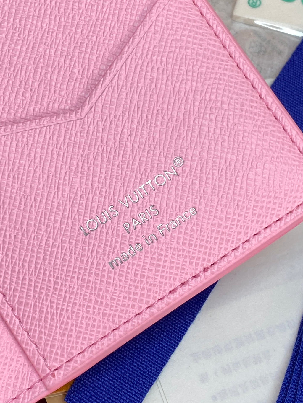 Pink Louis Vuitton small bag leather with Louis Vuitton embossing, made in France.