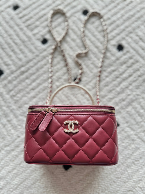 Chanel quilted mini bag with top zip, burgundy leather and double chain strap