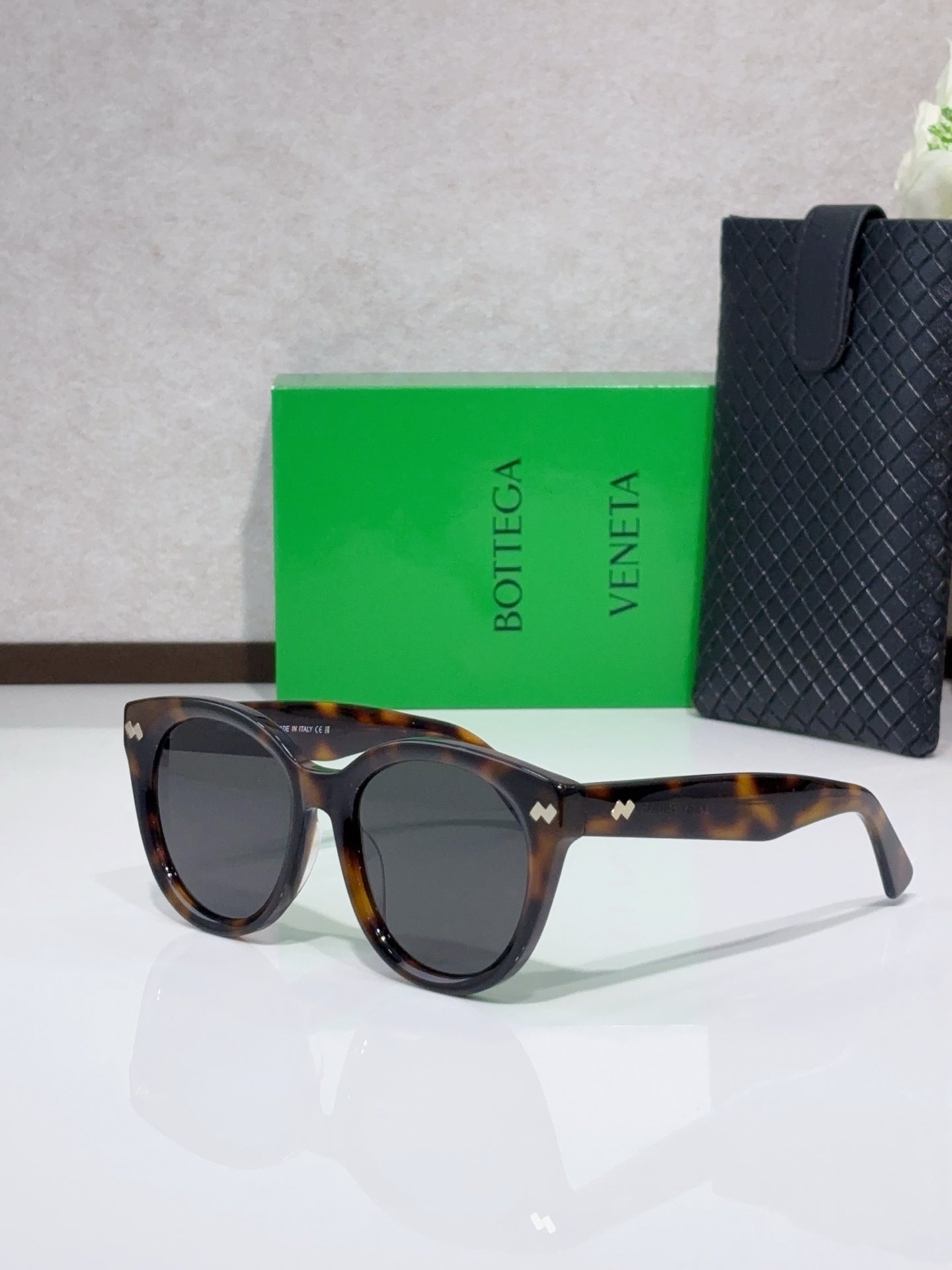 Bottega Veneta Glasses