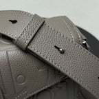 Dior bag adjustable strap with snap buttons and pebble-grain leather